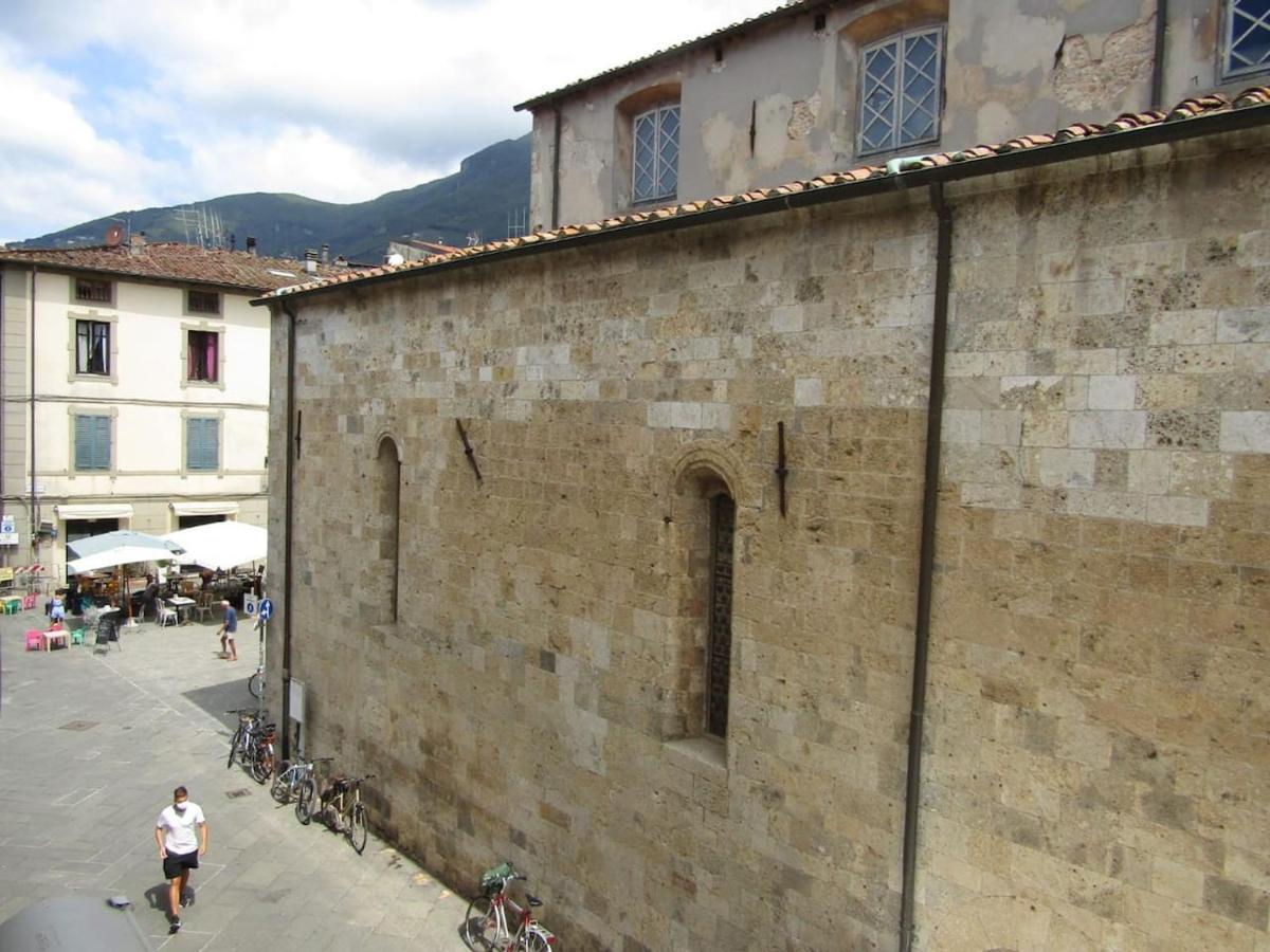 Appartamento In Centro Storico. Camaiore Kültér fotó